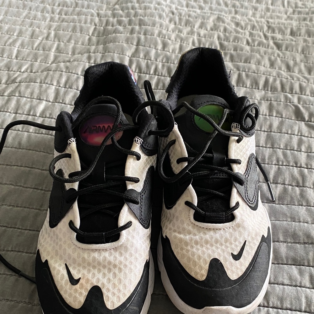 Nike Kids Sneakers in Black, White, and Pink with Green Accents